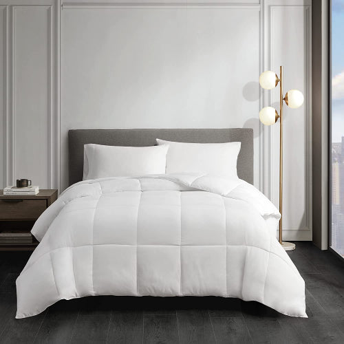 Scotchgard moisture wicking down alternative comforter full/queen, year round warm