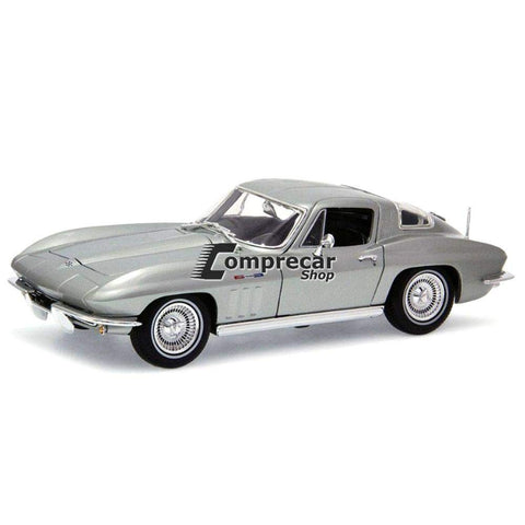 Maisto Die Cast 1:18 Scale Red 1965 Chevrolet Corvette