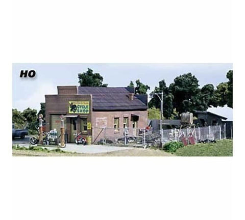Woodland Scenics HO KIT DPM Gold Harlee & Sons Cycle Shop