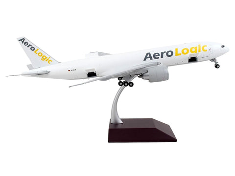 Boeing 777F Commercial Aircraft AeroLogic White Gemini 200 - Interactive Series 1/200 Diecast Model Airplane by GeminiJets