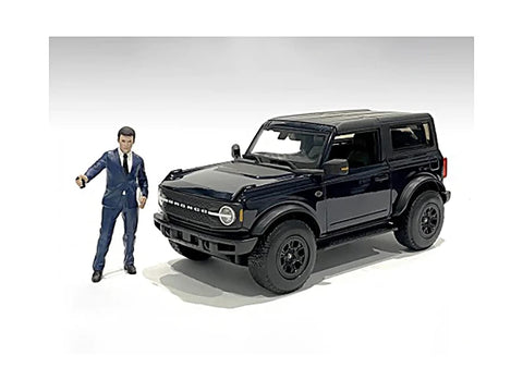 American Diorama The Dealership Male Salesperson Figurine for 1/24 Scale Models