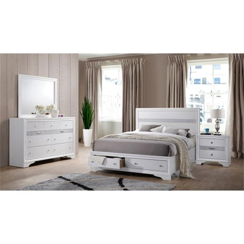 Matrix Traditional Style King 4 PC Storage Bedroom Set in White Made with Wood