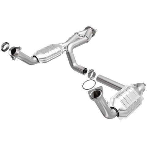 MagnaFlow Catalytic Converter 93419: HM Grade, Direct-Fit (Federal/EPA Compliant)
