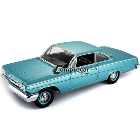 Maisto 1:18 Scale 1962 Chevy Bel Air Diecast Vehicle (Colors May Vary)