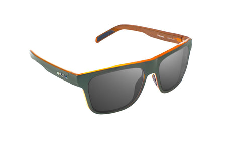 Bajío Hopedale – Polarized Polycarbonate Fishing Sunglasses – Gray Glass Gloss – Grey Lens Poly – Lightweight Lens