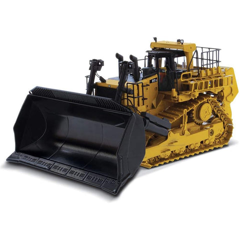 Diecast Masters 1:50 Scale Caterpillar D11T CD Carrydozer | High Line Series Cat Trucks & Construction Equipment | Model 85567