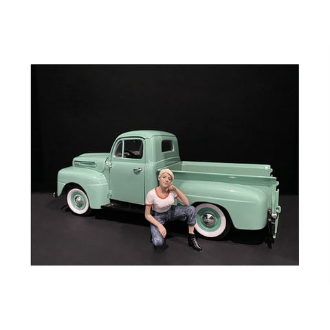 American Diorama Car Girl in Tee Michelle Figurine for 1/24 Scale Models