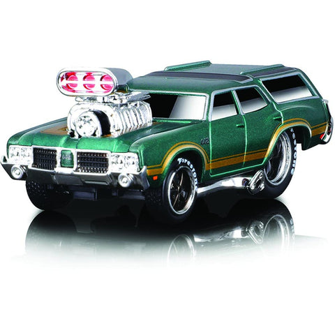 1970 Oldsmobile Vista Cruiser 442 Green Metallic with Gold Stripes 1/64 Diecast Model Car by Muscle Machines