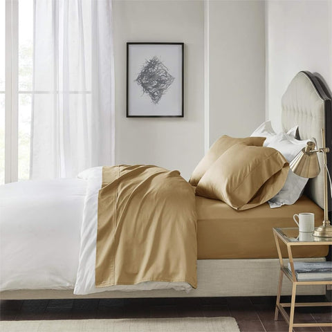 Oakestry 4-piece 600 Thread Count Sheet Set Luxuriously Ultra Soft Texture Breathable Sheets with Zipper Closure 17" Deep Pocket 100% Pima Cotton, King, Gold