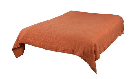 Rizzy Home | BT1791 | Cotton Quilt | 70"x86" Orange Floral