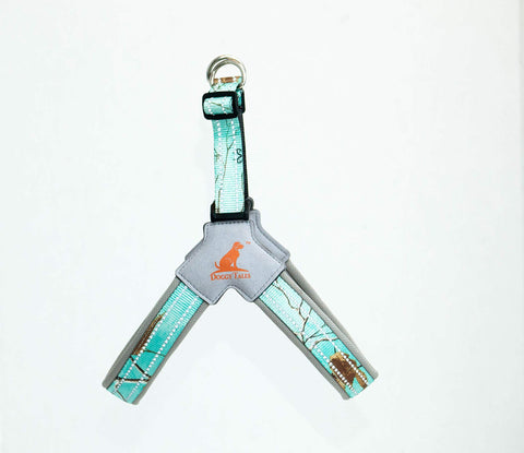 Doggy Tales™ Realtree® Step in V Dog Harness (2X, Realtree® Sea Glass™)