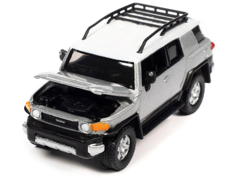 Johnny Lightning 2007 Toyota FJ Cruiser Titanium Silver Metallic with White Top and Roofrack Classic Gold Collection Series Limited Edition 1/64 Diecast Model Car