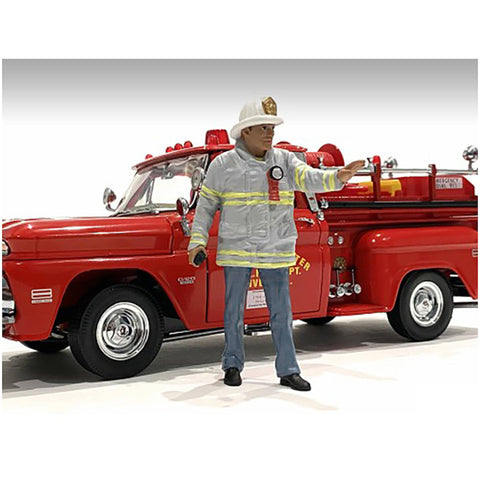 Firefighters Fire Captain Figure for 1/24 Scale Models by American Diorama