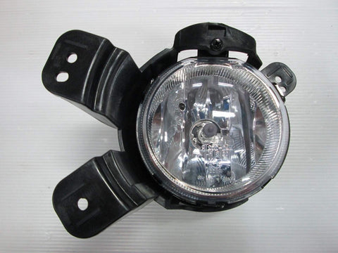 DEPO 235-2017R-AQN Replacement Passenger Side Fog Light Assembly (This product is an aftermarket product. It is not created or sold by the OE car company)