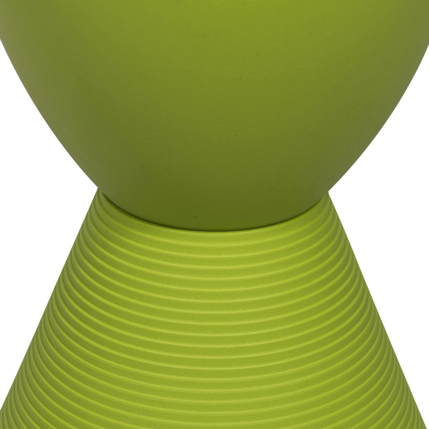 LeisureMod Modern Boyd Side Table Indoor and Outdoor Use, 16.75" H x 11.75" W x 11.75" D (Green)