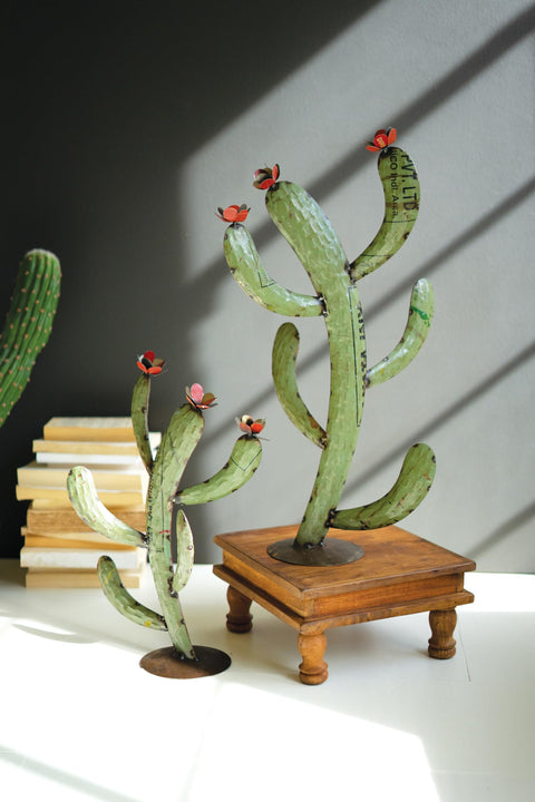 KALALOU NTM1378 Set of Two Recycled Iron Cactus