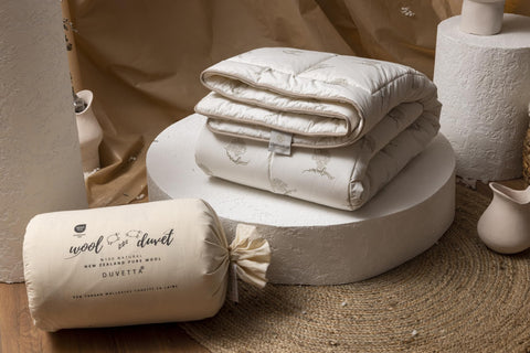 BATAMEX Duvetta 100% Wool Comforter with Cotton Fabric Cover Premium Quality New Zealand Wool-All Season Useable- Machine Washable Duvet-Medium Weight Quilt (King (U.S. Standard), 1, Unit)