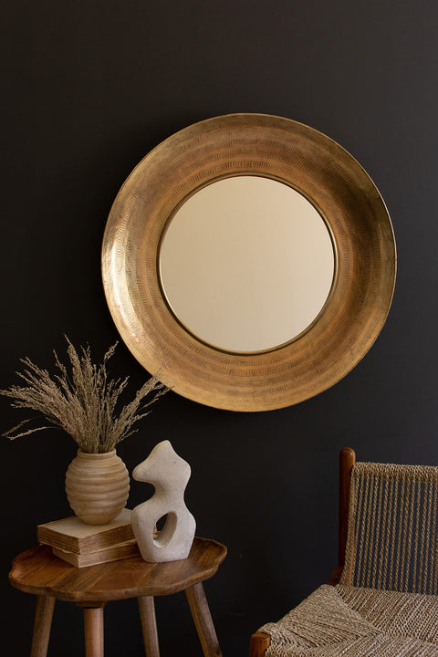 KALALOU NMAN1344 Round Hand Hammered Antique Brass Frame with Mirror
