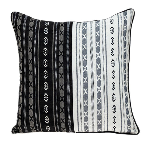 Parkland Collection Max Transitional White Throw Pillow