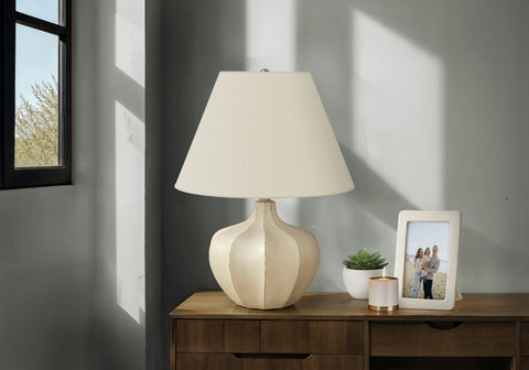 Lighting, 21H, Table Lamp, Cream Resin, Ivory / Cream Shade, Transitional