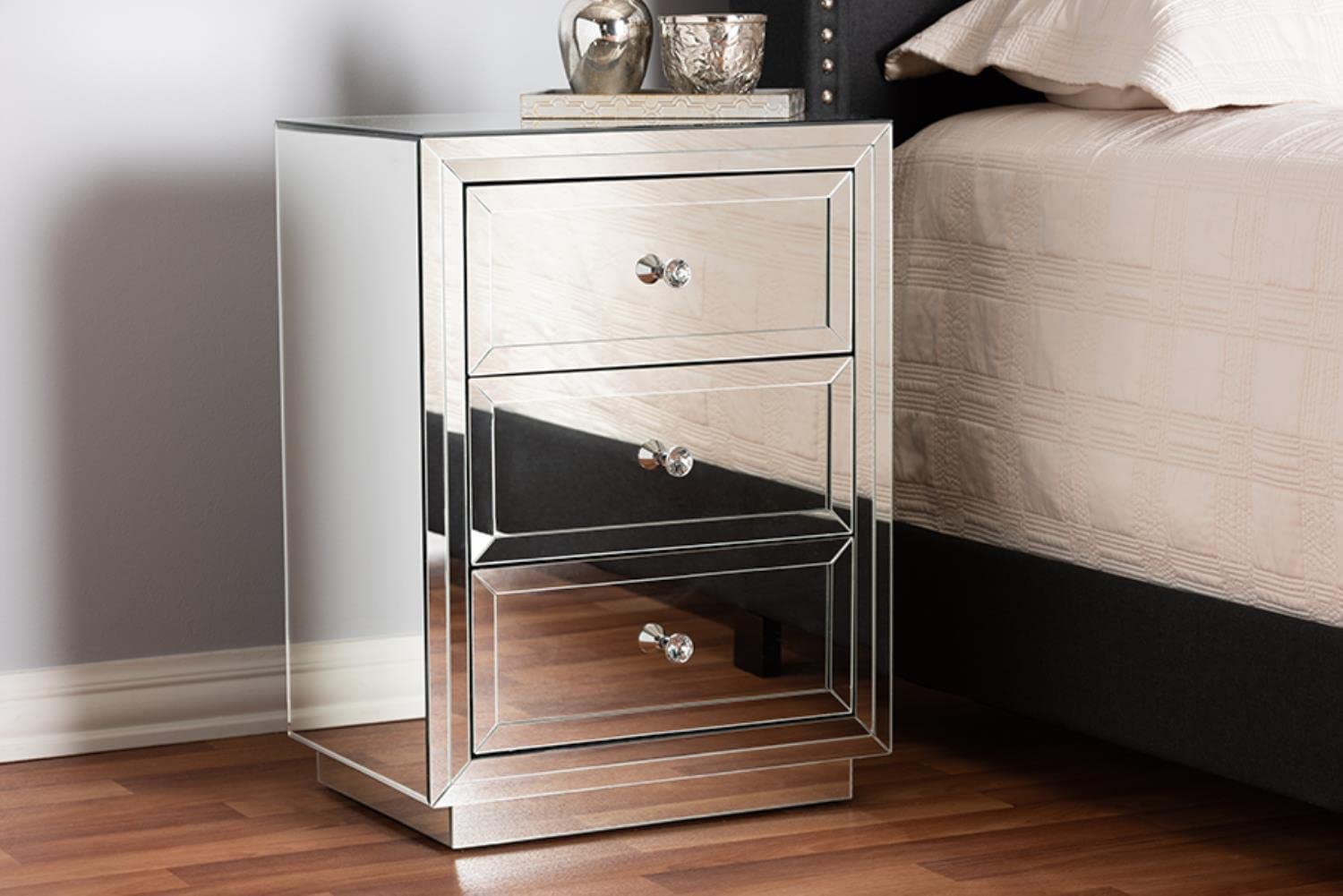 Baxton Studio Lina Modern and Contemporary Hollywood Regency Glamour Style Mirrored 3-Drawer Nightstand Bedside Table