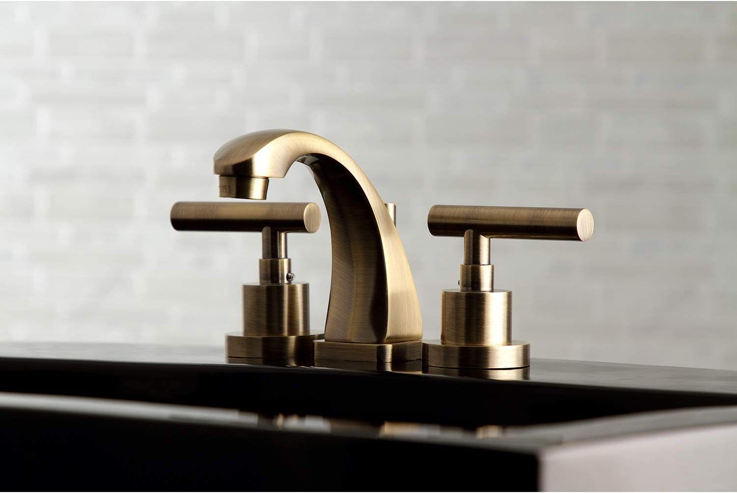 Kingston Brass KS4943CML Manhattan 8&#34; Widespread Bathroom Faucet, Antique Brass