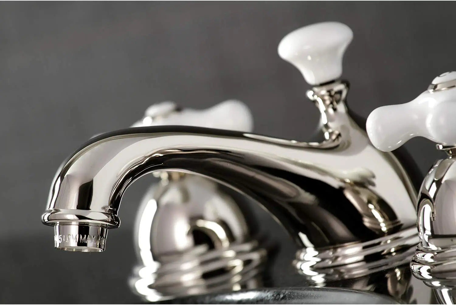 Kingston Brass KS3967PX 8 in. Widespread Bathroom Faucet, Brushed Brass