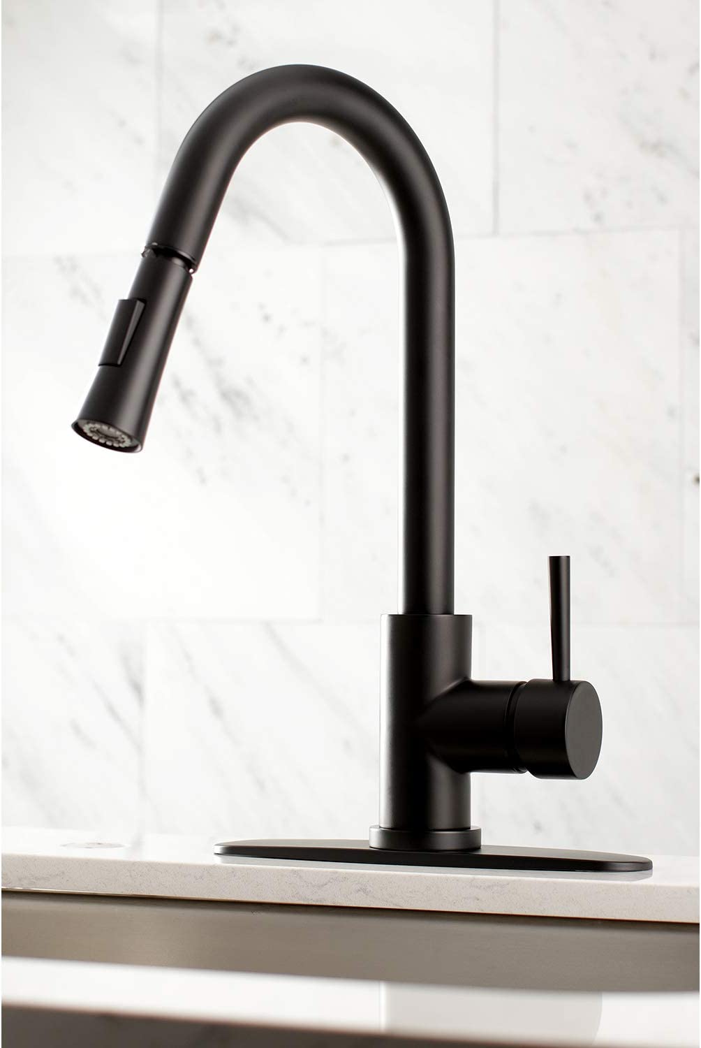 Kingston Brass LS8620DL Concord Pull-Down Sprayer Kitchen Faucet, Matte Black