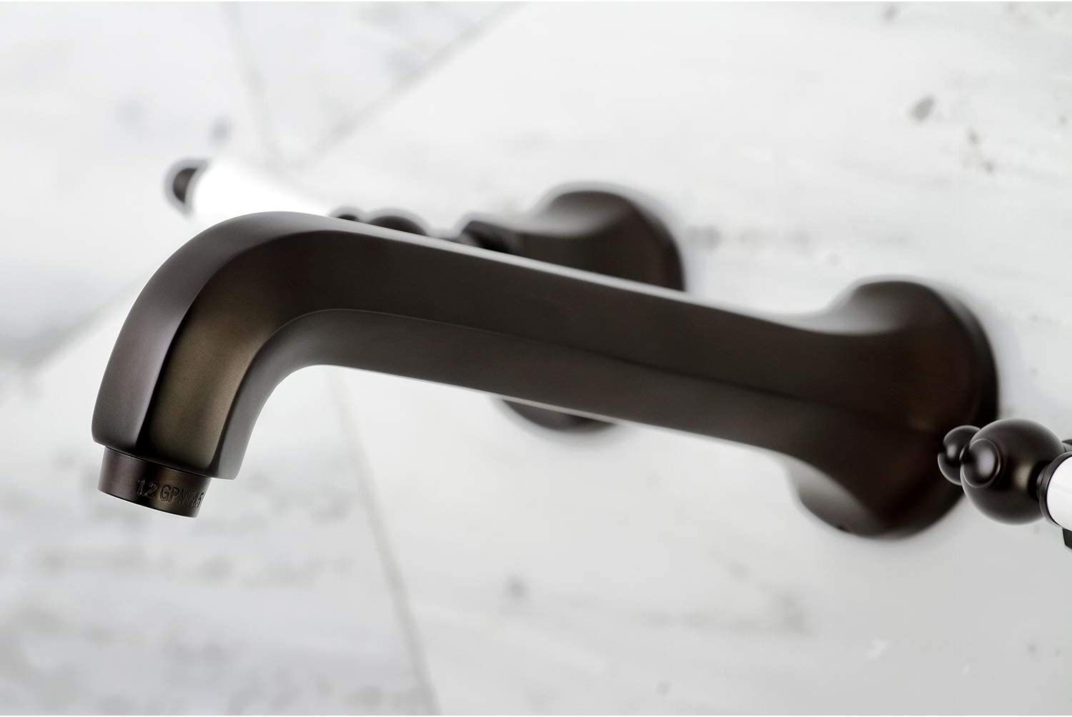 Kingston Brass KS4125PL Metropolitan Bathroom Faucet, Oil Rubbed Bronze