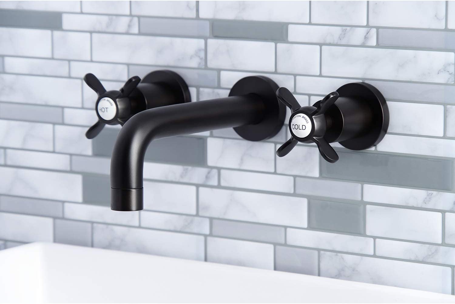 Kingston Brass KS8125BEX Essex Bathroom Faucet, Oil Rubbed Bronze