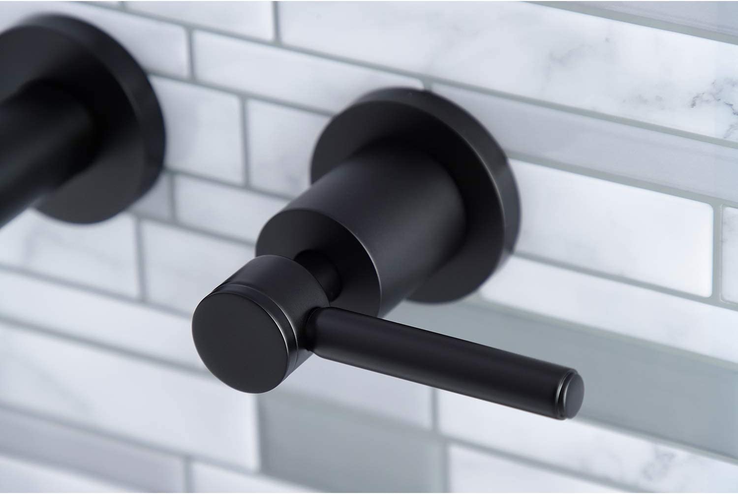 Kingston Brass KS8020DL Concord Roman Tub Faucet, Matte Black