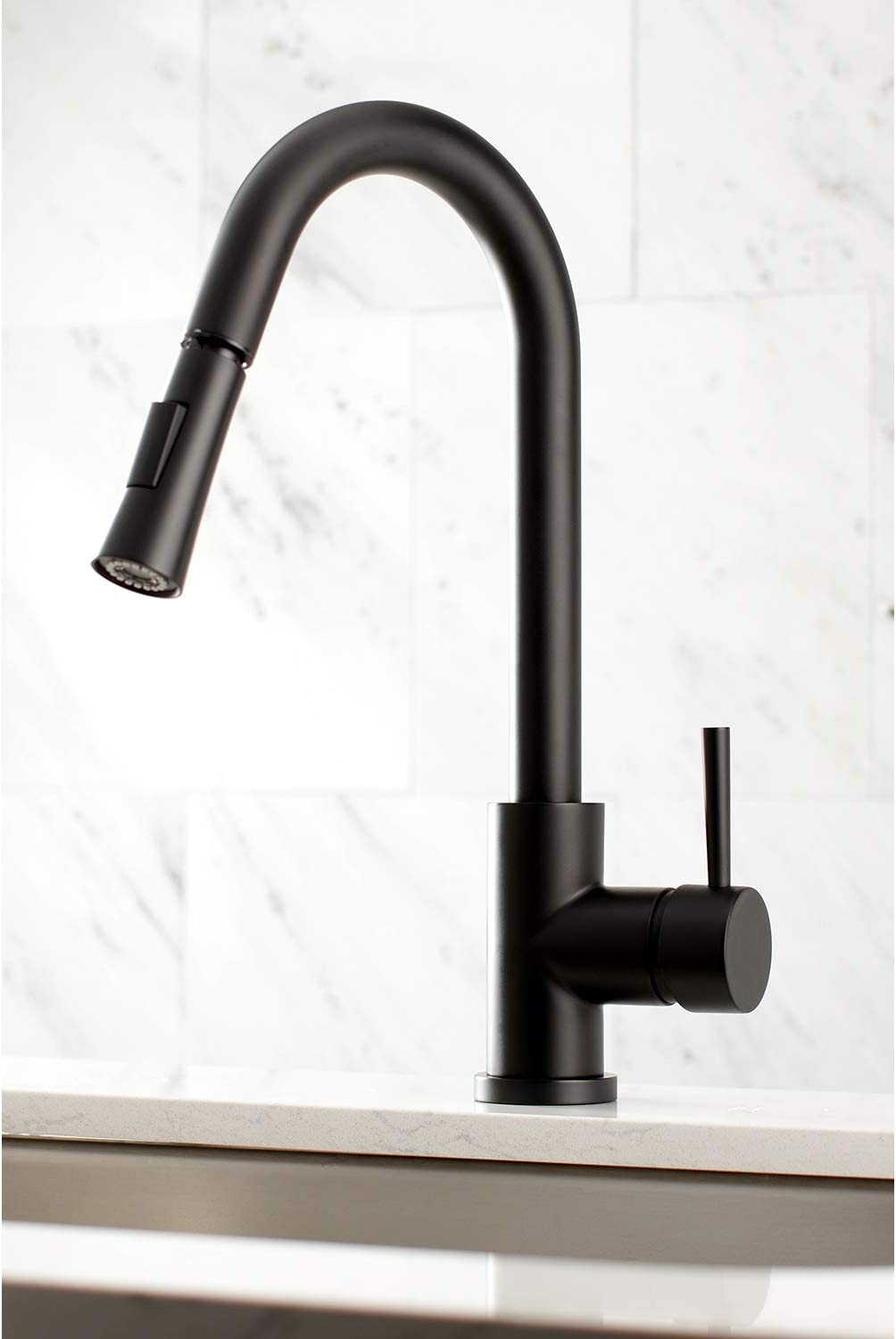 Kingston Brass LS8620DL Concord Pull-Down Sprayer Kitchen Faucet, Matte Black