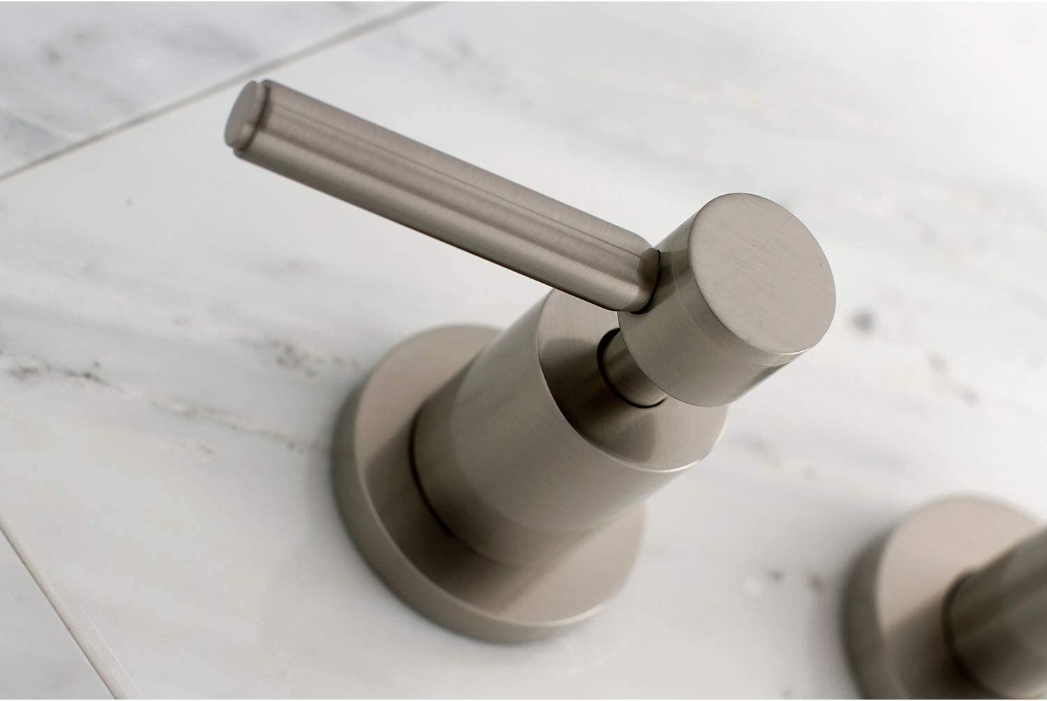 Kingston Brass KS8028DL Concord Roman Tub Faucet, Brushed Nickel