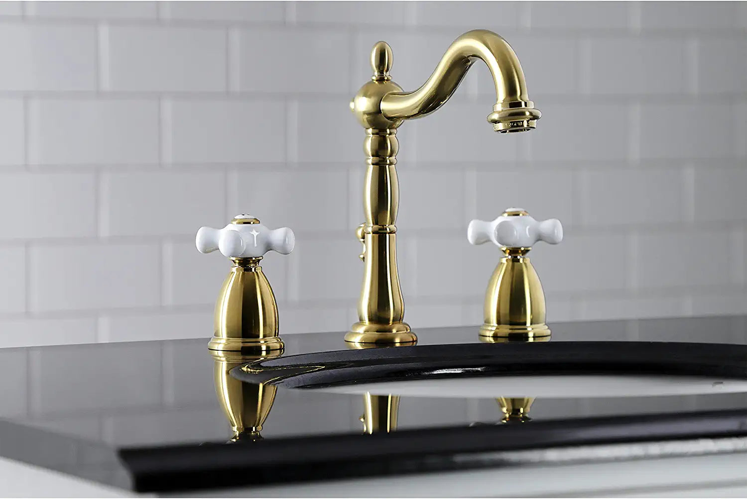 Kingston Brass KB1977PX 8 in. Widespread Bathroom Faucet, Brushed Brass