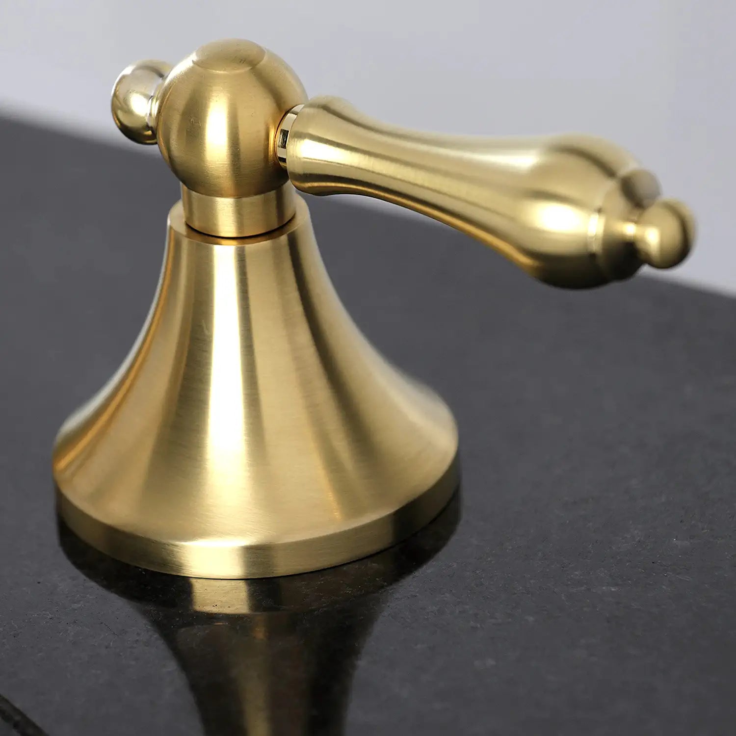 Kingston Brass KC7067AL Vintage 8 in. Widespread Bathroom Faucet, Brushed Brass