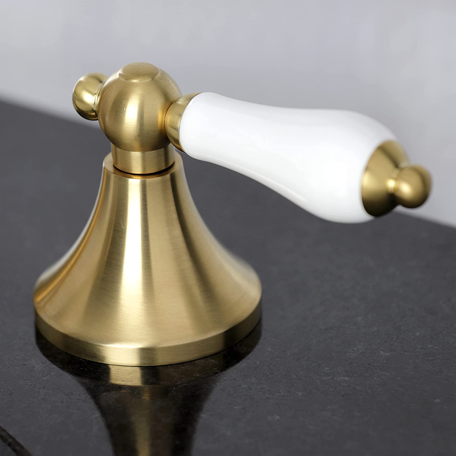 Kingston Brass KC7067PL Vintage 8 in. Widespread Bathroom Faucet, Brushed Brass