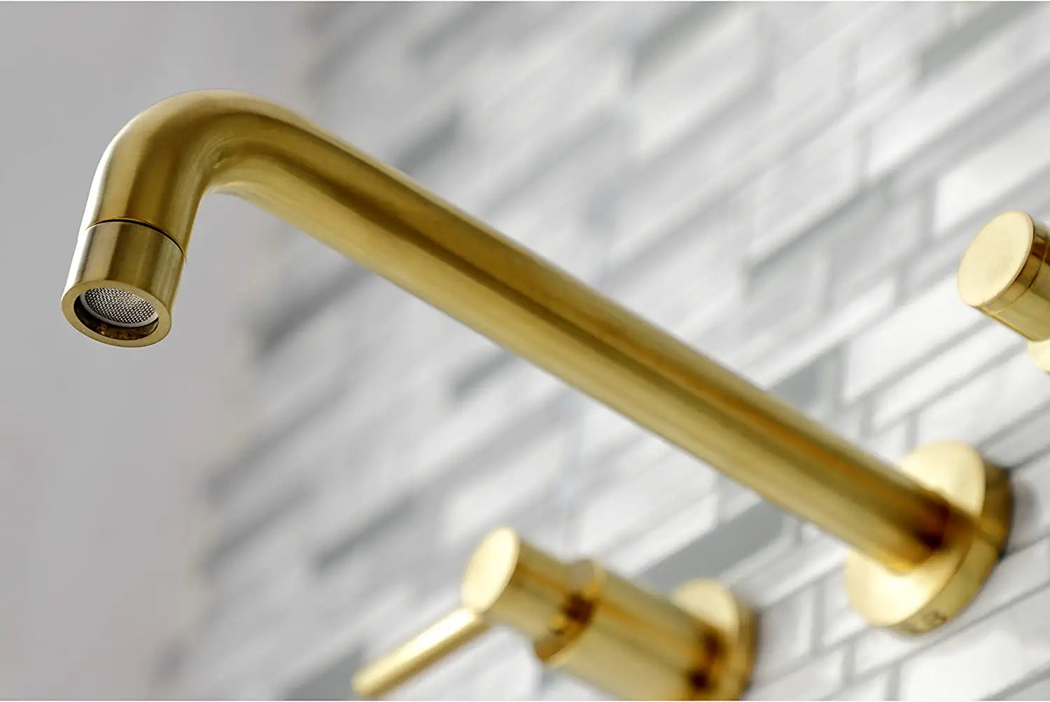 Kingston Brass KS8027DL Concord Roman Tub Faucet, Brushed Brass