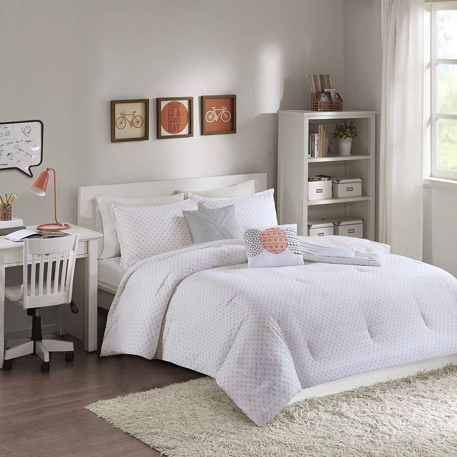 Intelligent Design Wilson 5 Piece Reversible Geometric Stripe Comforter Teen Bedroom Bedding Sets, Full/Queen Size, Coral