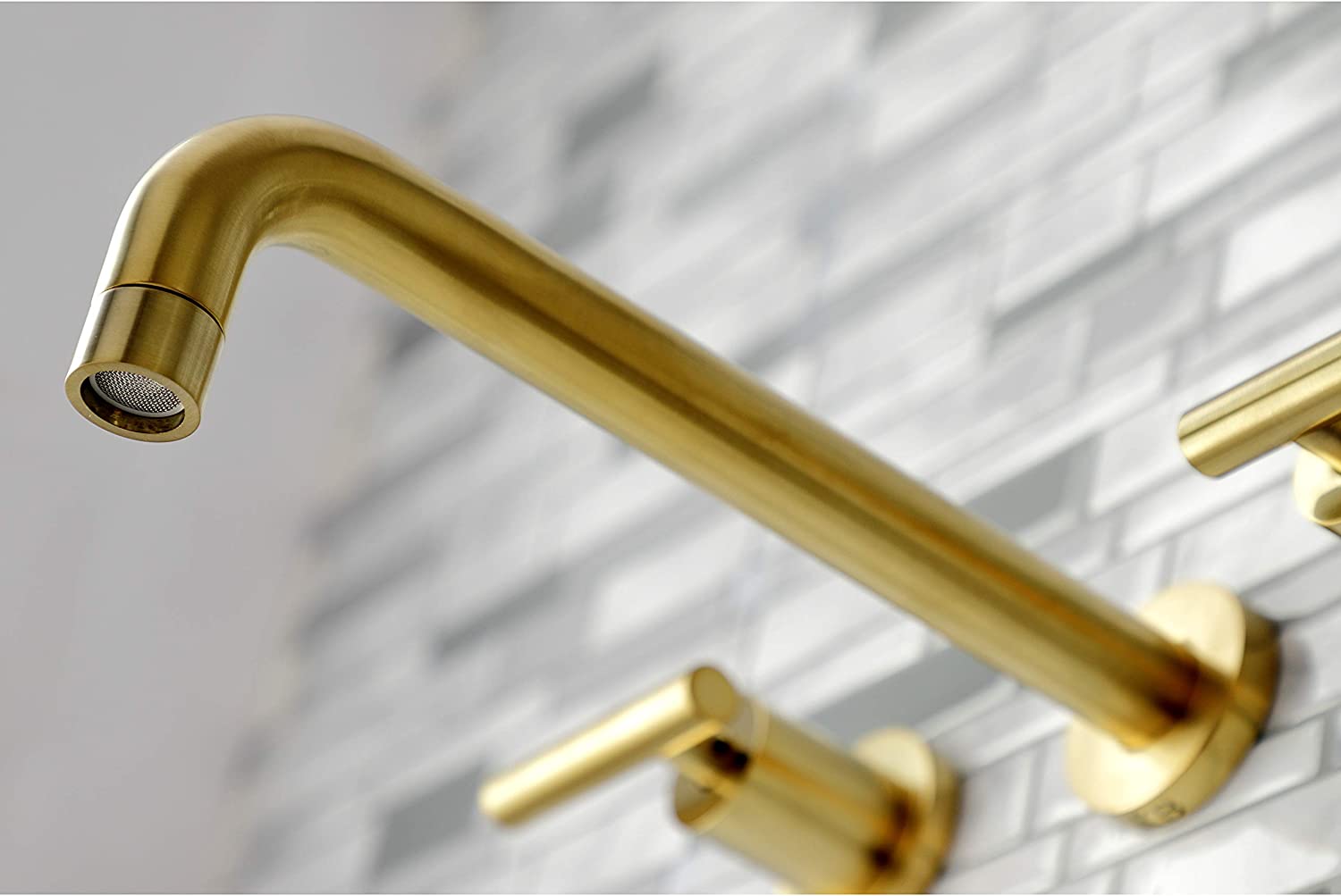 Kingston Brass KS8027CML Manhattan Tub Faucet, Brushed Brass