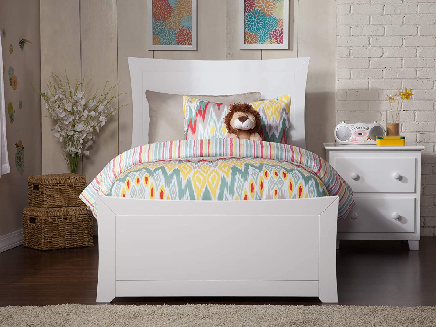 Metro Twin Extra Long Traditional Bed with Matching Footboard and Turbo Charger in White