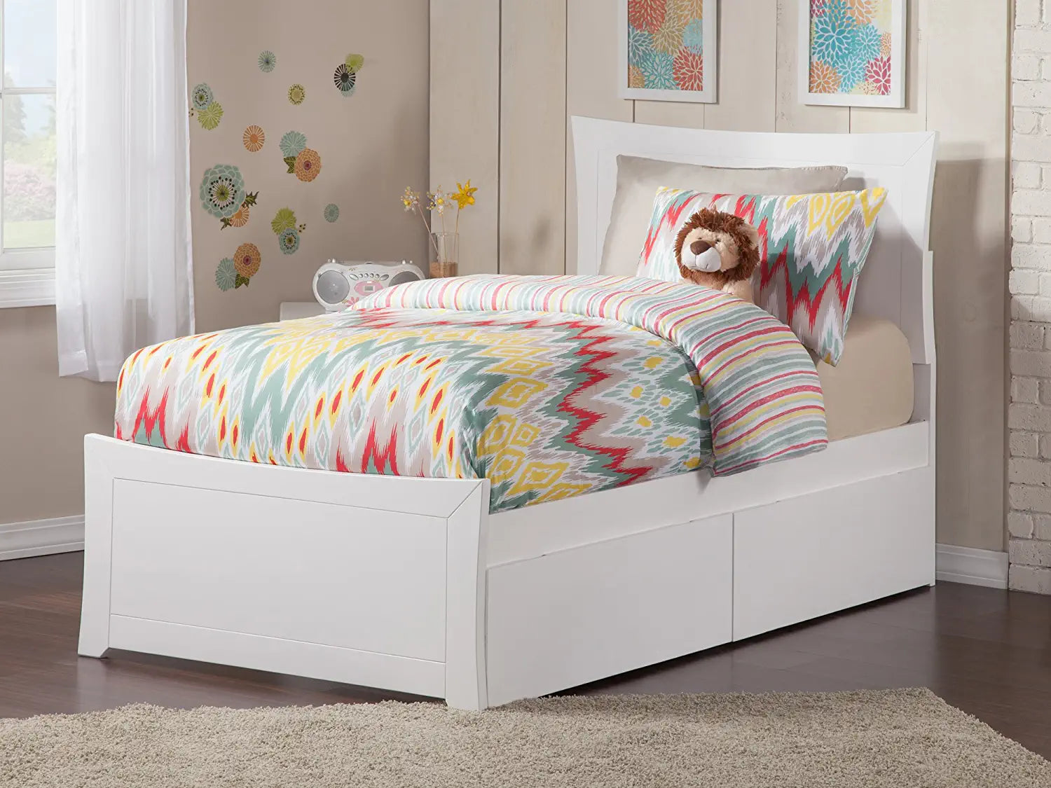 Metro Twin Extra Long Platform Bed with Matching Footboard and Turbo Charger with Urban Bed Drawers in White