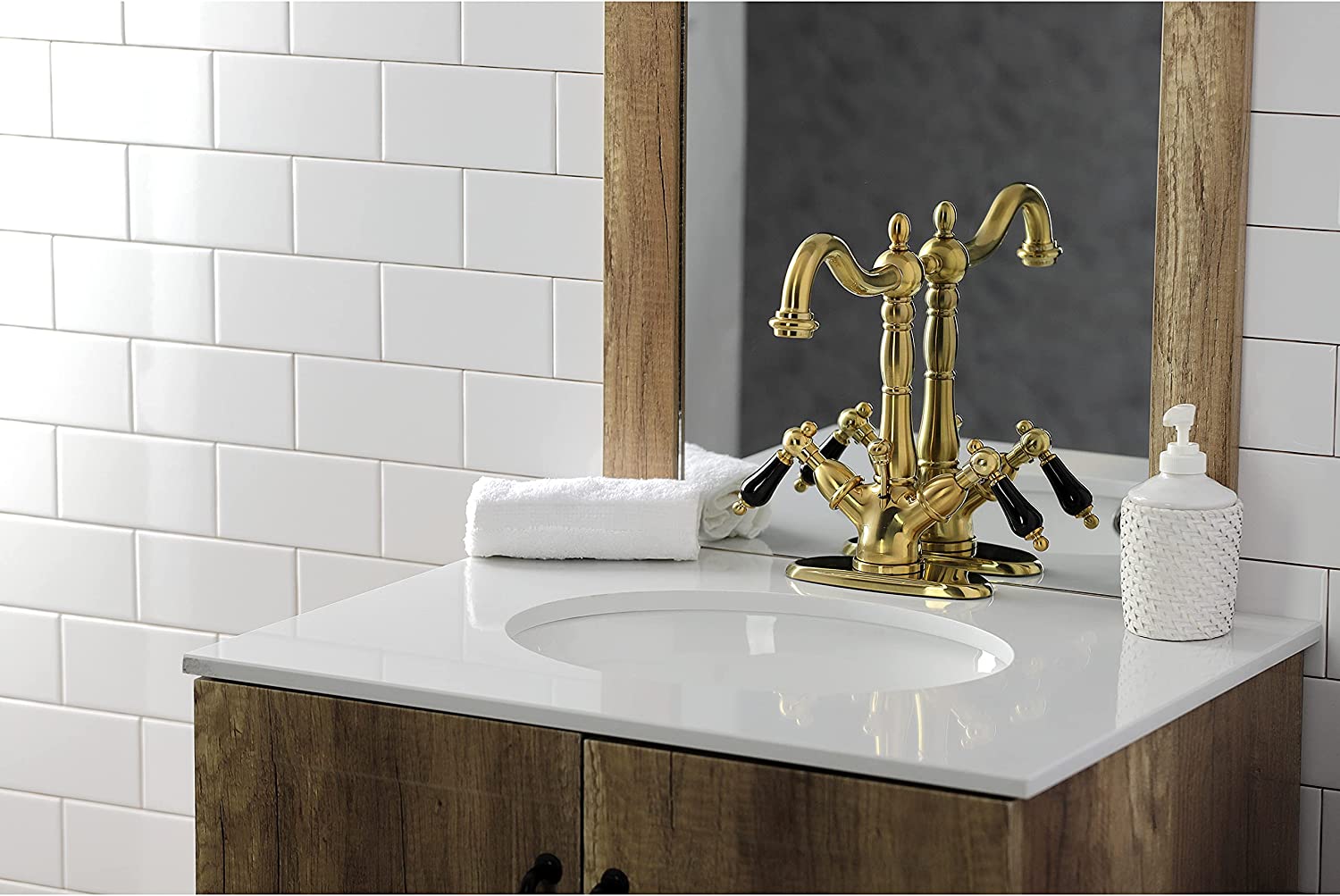 Kingston Brass KS1437PKL Duchess Bathroom Faucet, Brushed Brass