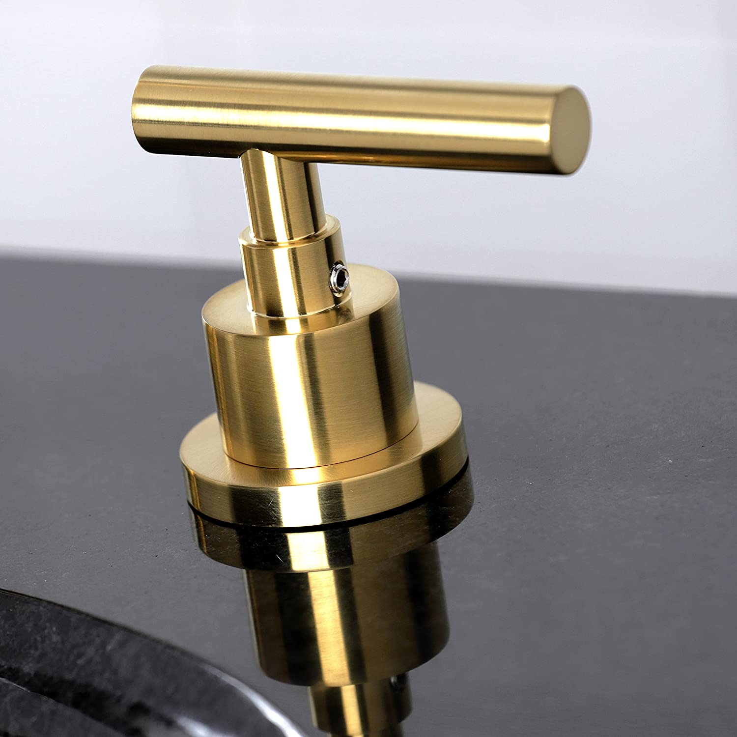 Kingston Brass FSC8953CML Manhattan Widespread Bathroom Faucet, Brushed Brass