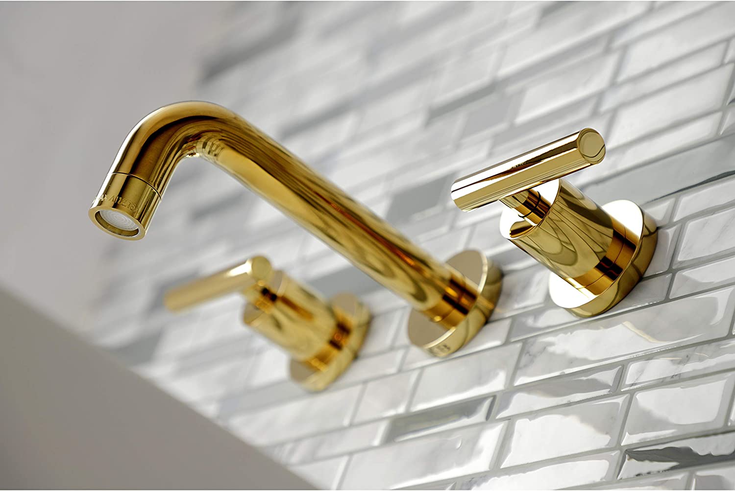 Kingston Brass KS8122CML Manhattan Bathroom Faucet, Polished Brass