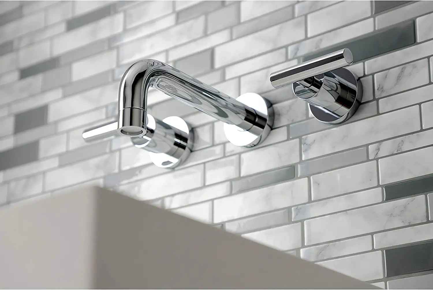 Kingston Brass KS8121CML Manhattan Bathroom Faucet, Polished Chrome