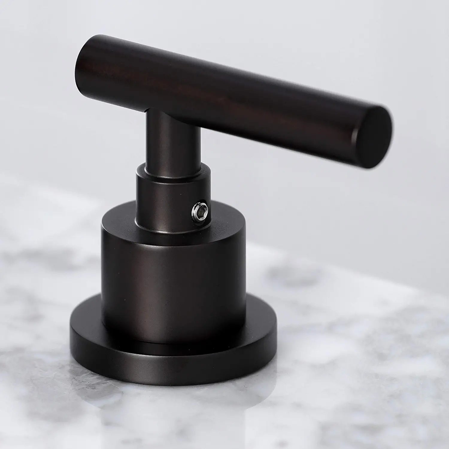 Kingston Brass FSC8935CML Manhattan Widespread Bathroom Faucet, Oil Rubbed Bronze