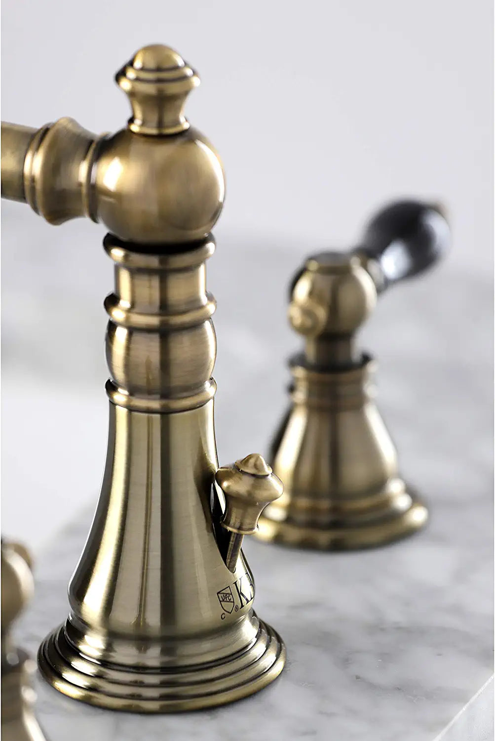 Kingston Brass FSC19733AKL Duchess Widespread Bathroom Faucet, Antique Brass