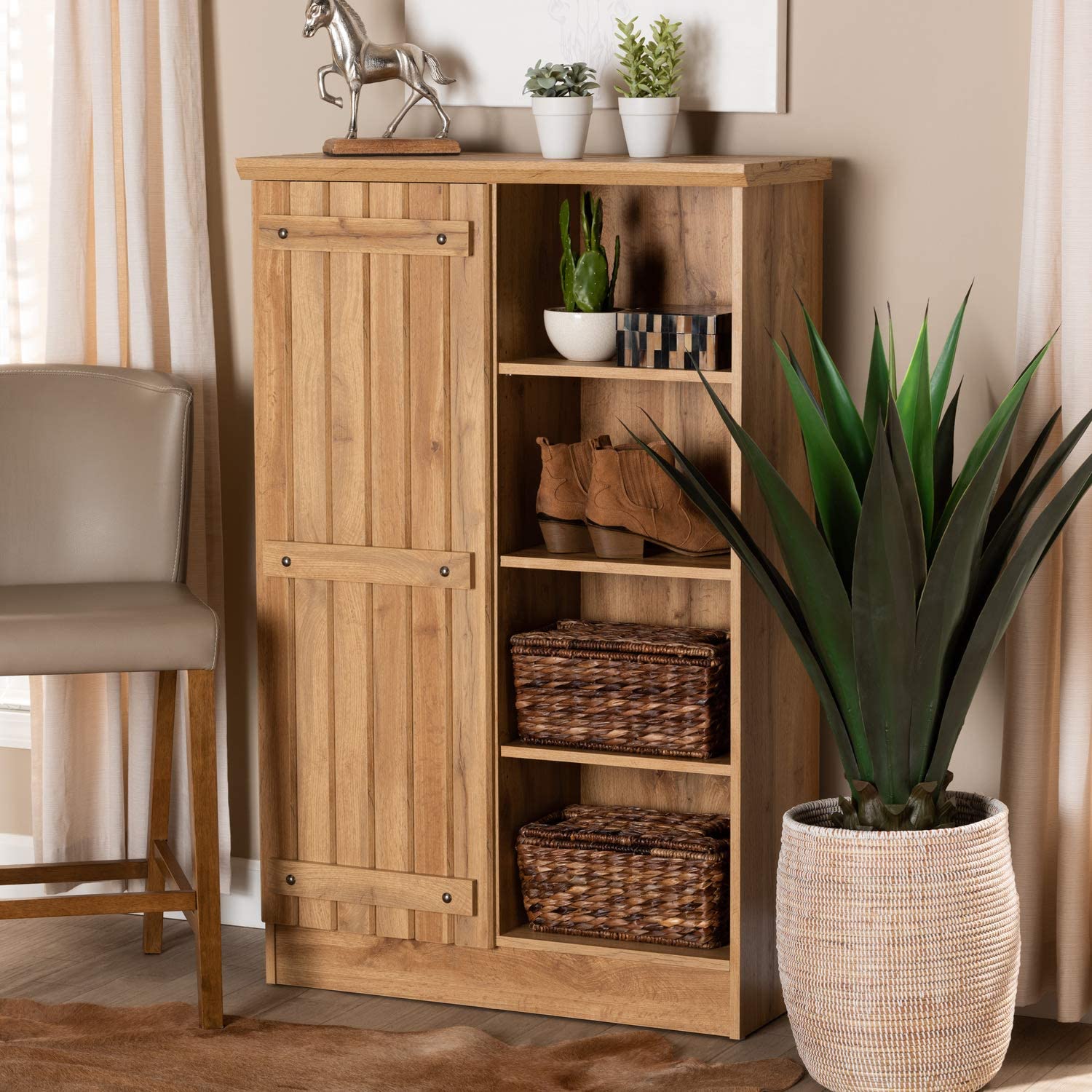 Baxton Studio Eren Modern and Contemporary Farmhouse Natural Oak Brown Finished Wood 1-Door Shoe Cabinet