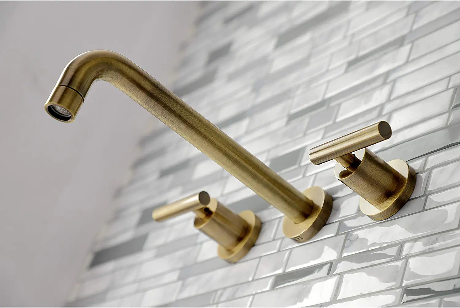 Kingston Brass KS8023CML Manhattan Tub Faucet, Antique Brass