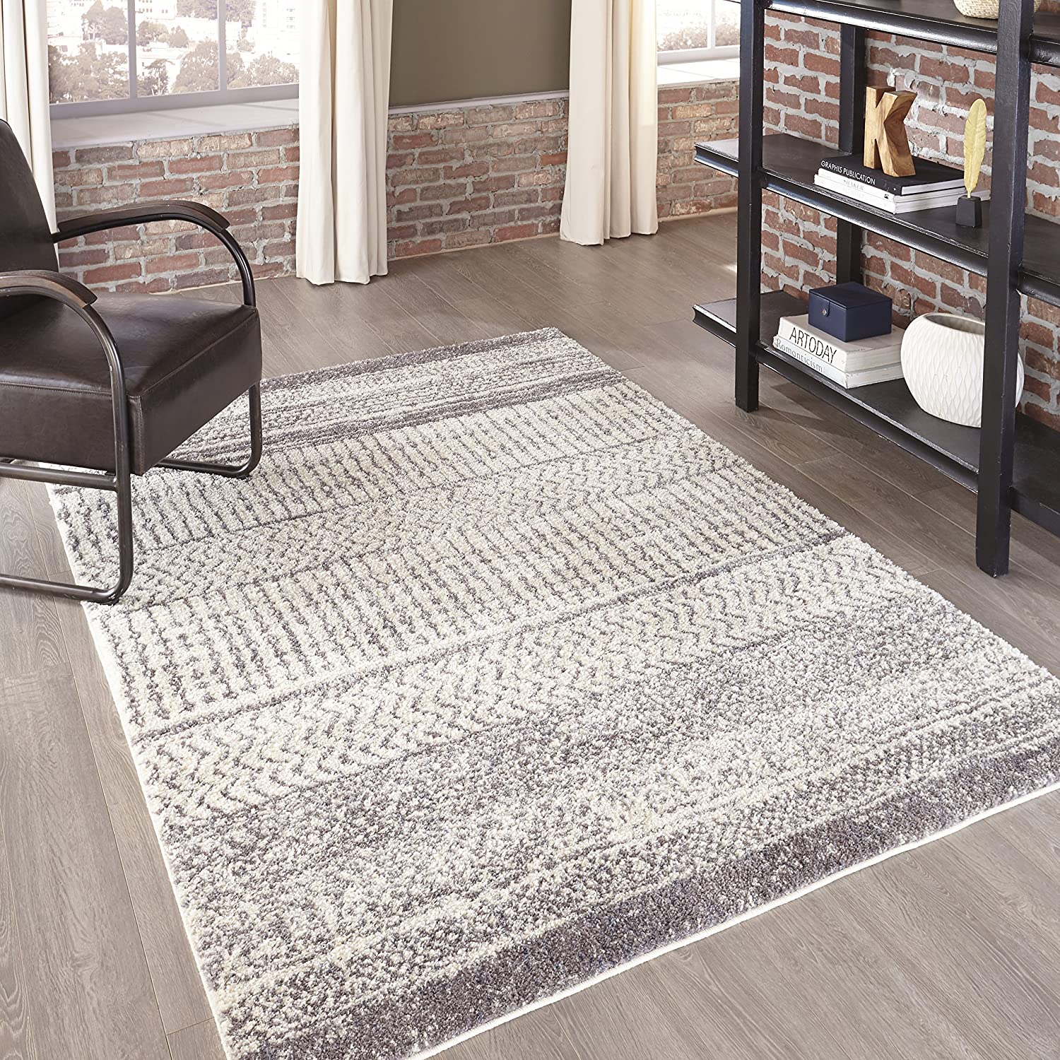 Momeni Rugs Lima Collection Contemporary Area Rug, 2&#39;0&#34; x 3&#39;0&#34;, Ivory